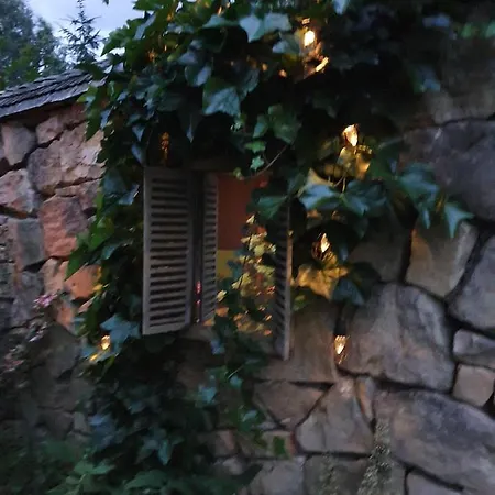 Dom Castello Σπίτι διακοπών Lapalice